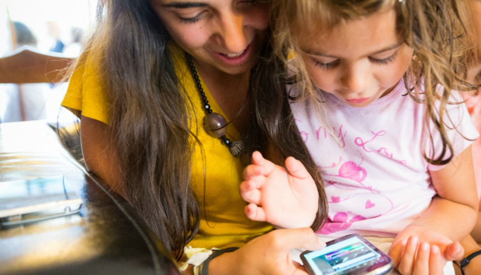 Elever et protéger notre famille à l’ère numérique