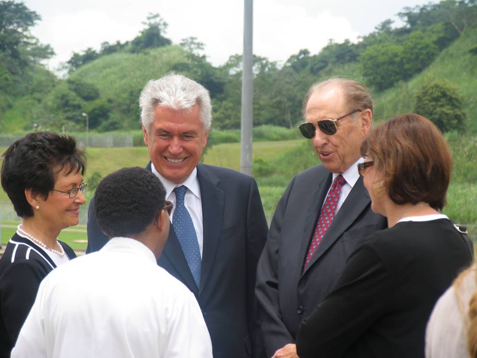 Thomas S. Monson en visite au Panama
