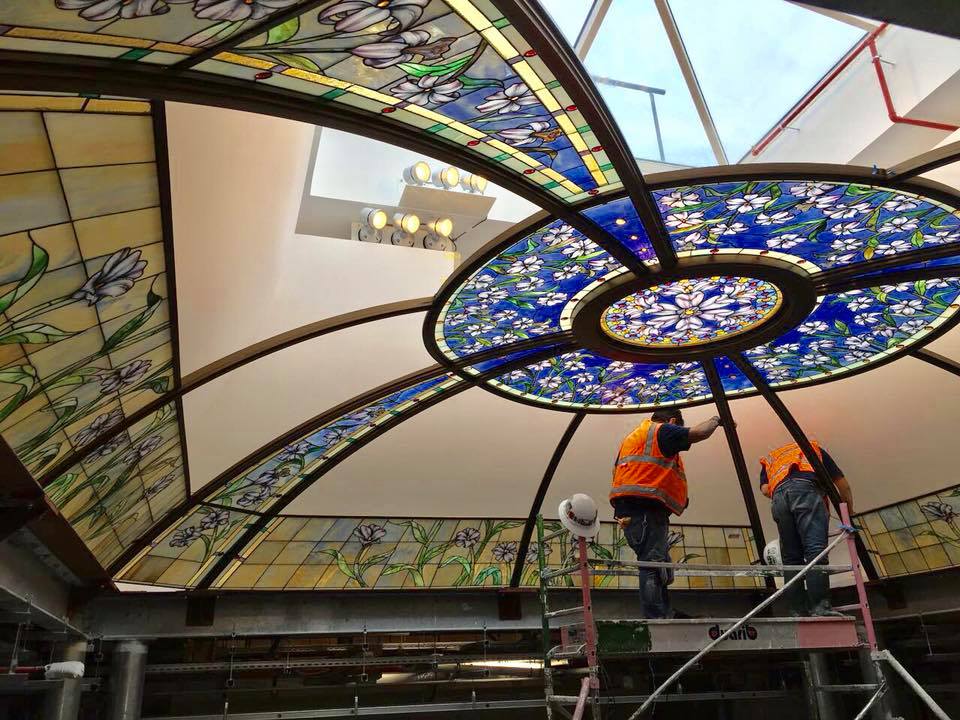 montage de la verrière du temple de Paris